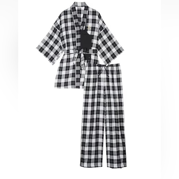 Victoria’s Secret Flannel Three Piece Long Pajama Set NWT - Picture 3 of 8